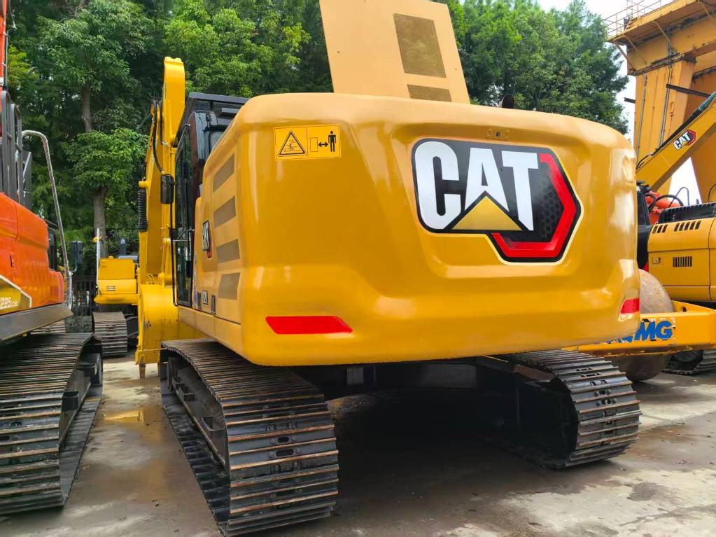 CAT 320