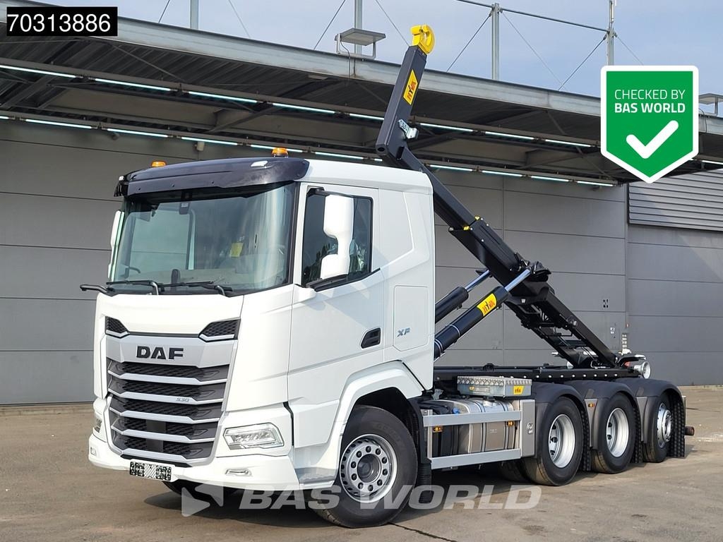 Camion ampliroll DAF XF 530 8X4 NEW! HYVA 30-60 S Hooklift Lift+steerin — occasion 2026