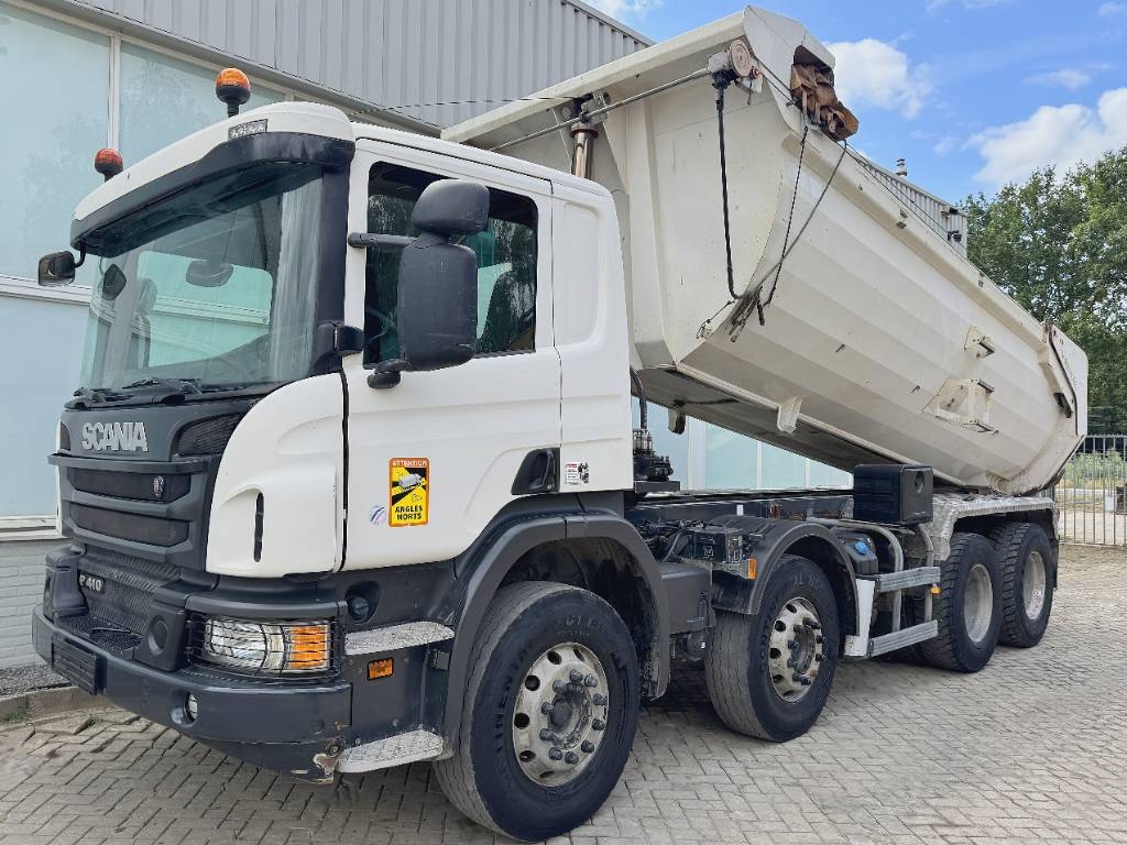 Scania P 410 8x4