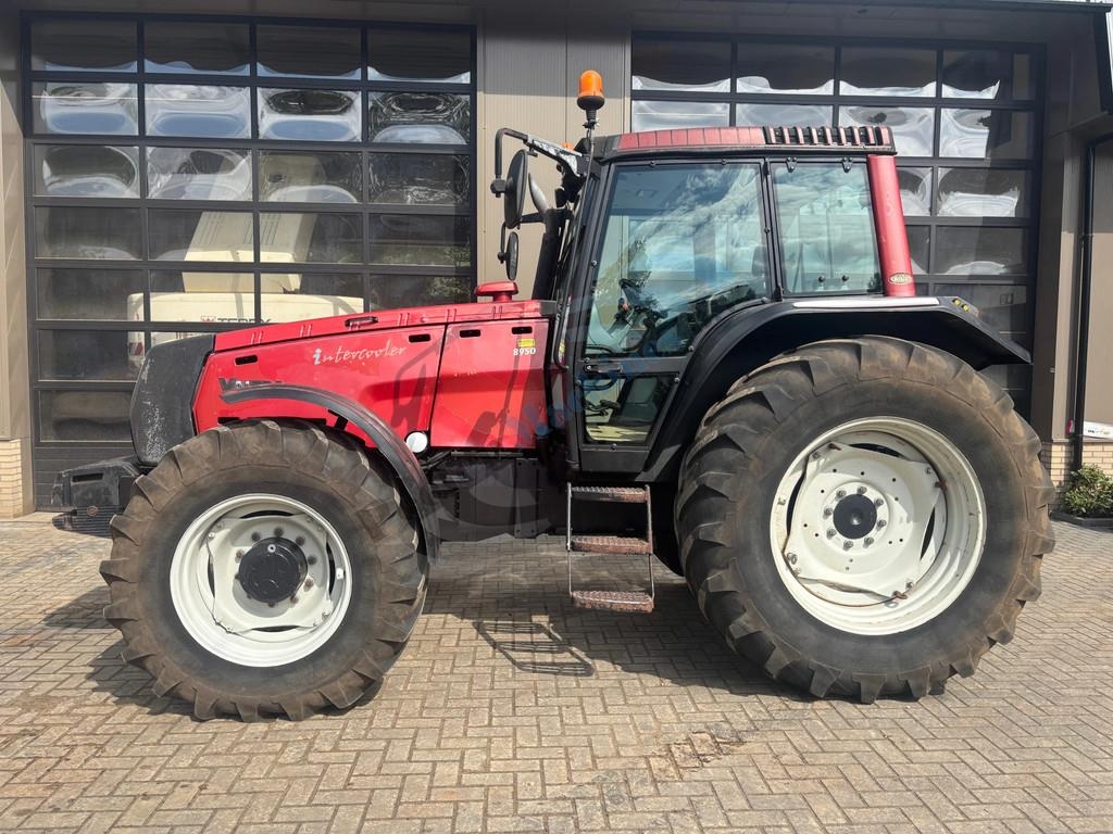 Tracteur agricole Valtra 8950 Hitech — occasion 2000, 14 800 h