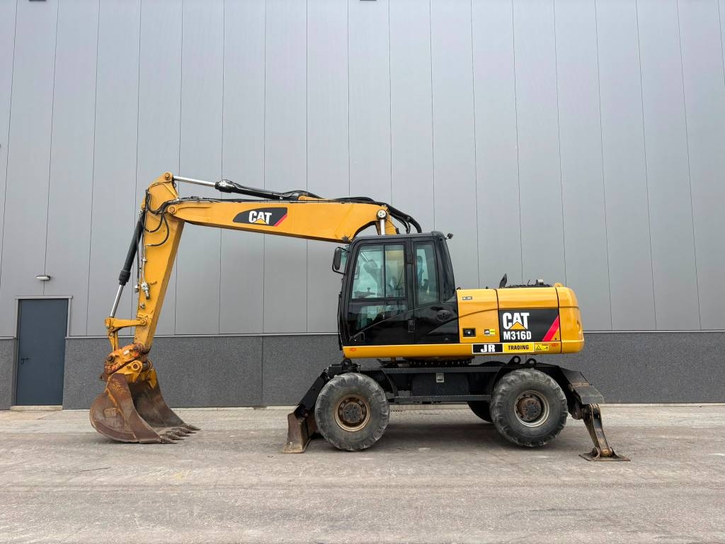 CAT M 316 D (3 Buckets)