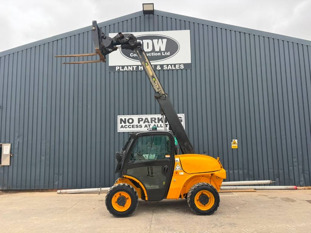 JCB 520-40