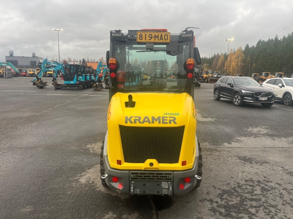 Kramer 5040 / 2 kauhaa, Trukkipiikit kuva 4