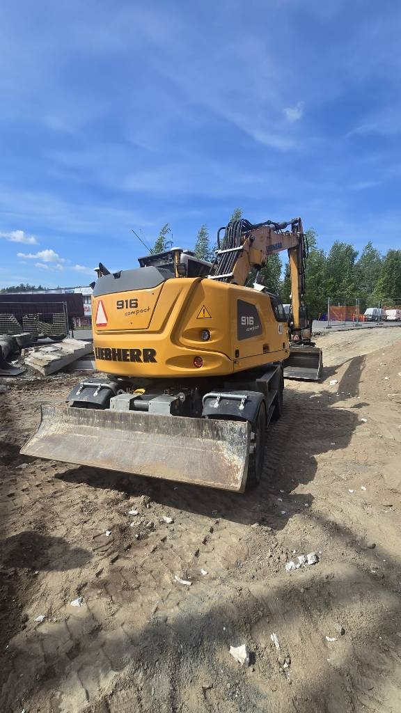 Liebherr 916
