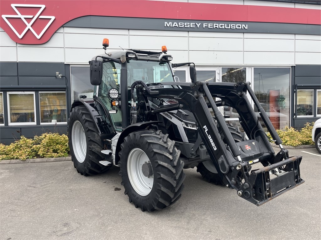 Massey Ferguson 5S.145 D6 Efficient