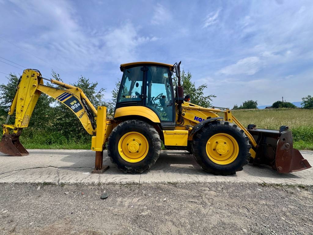 Komatsu WB 97 S-5