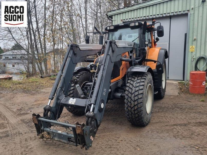 Valtra N163 VERSU