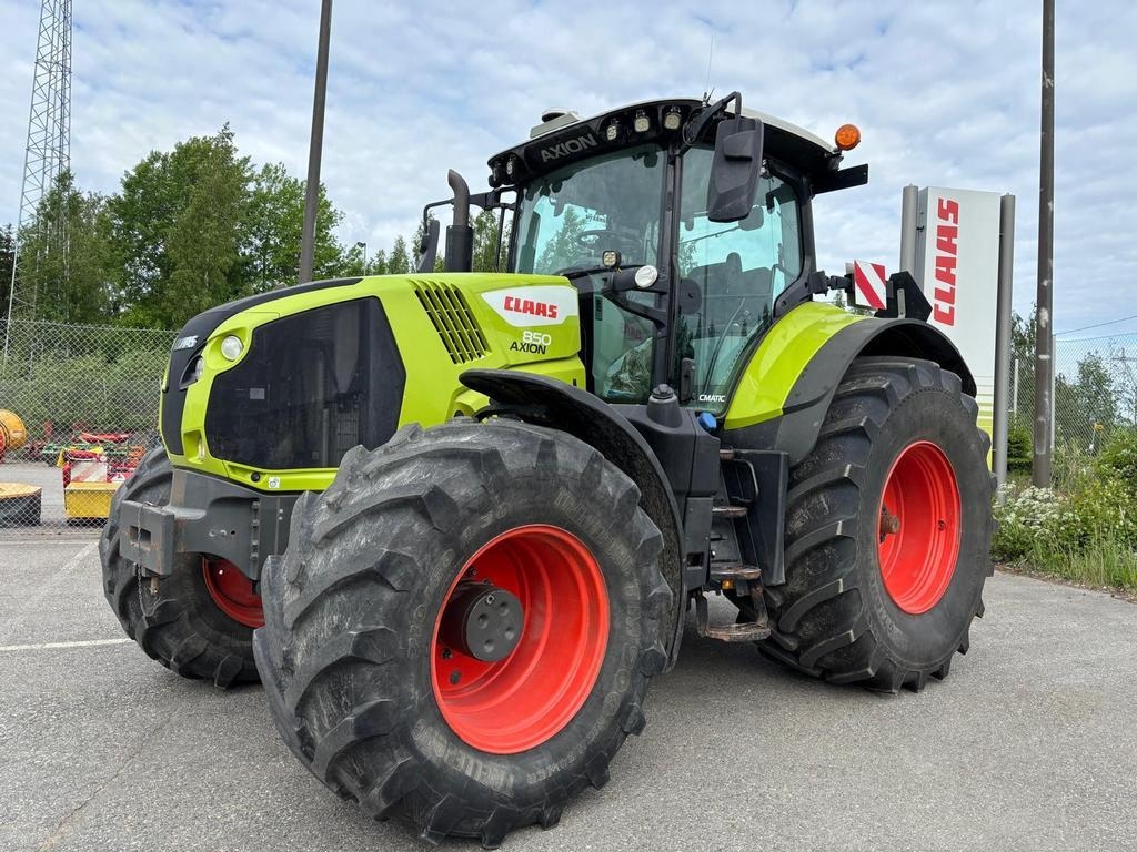 CLAAS AXION 850 CMATIC