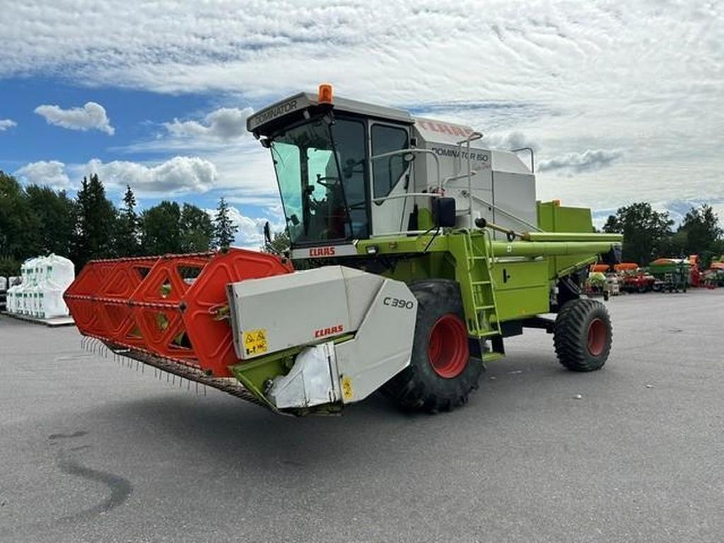 CLAAS DOMINATOR 150