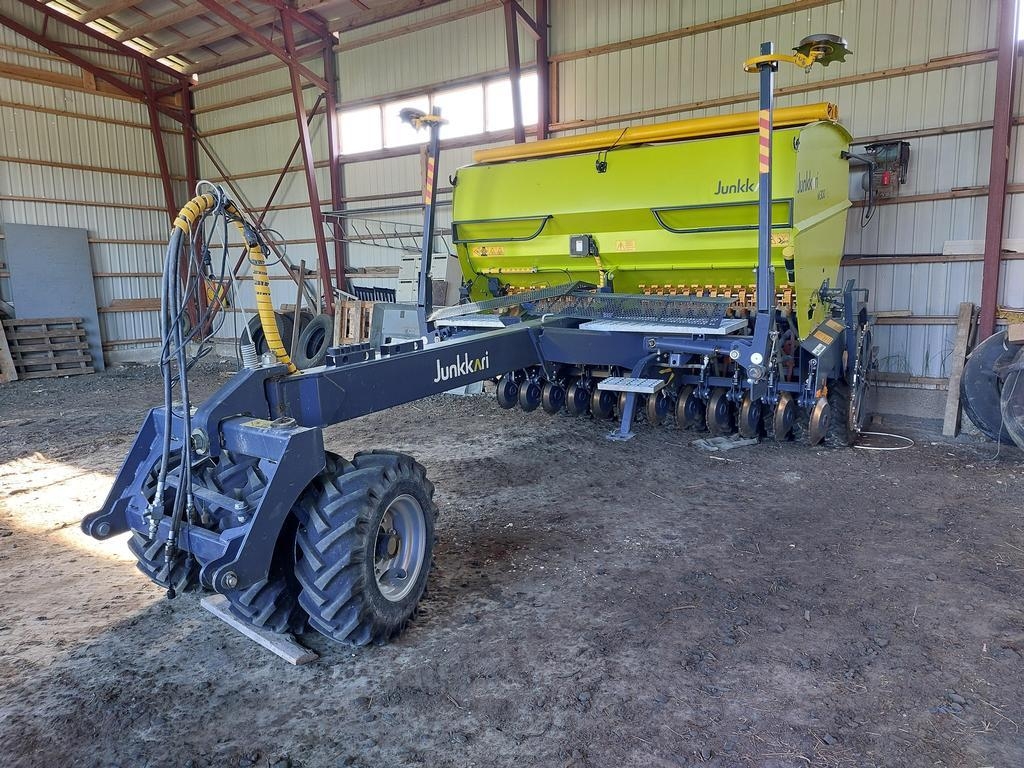 Junkkari M300 PLUS