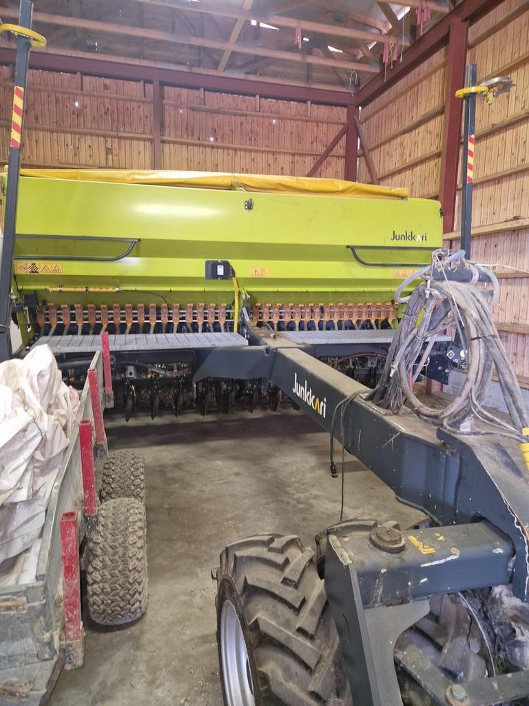 Junkkari M400PLUS