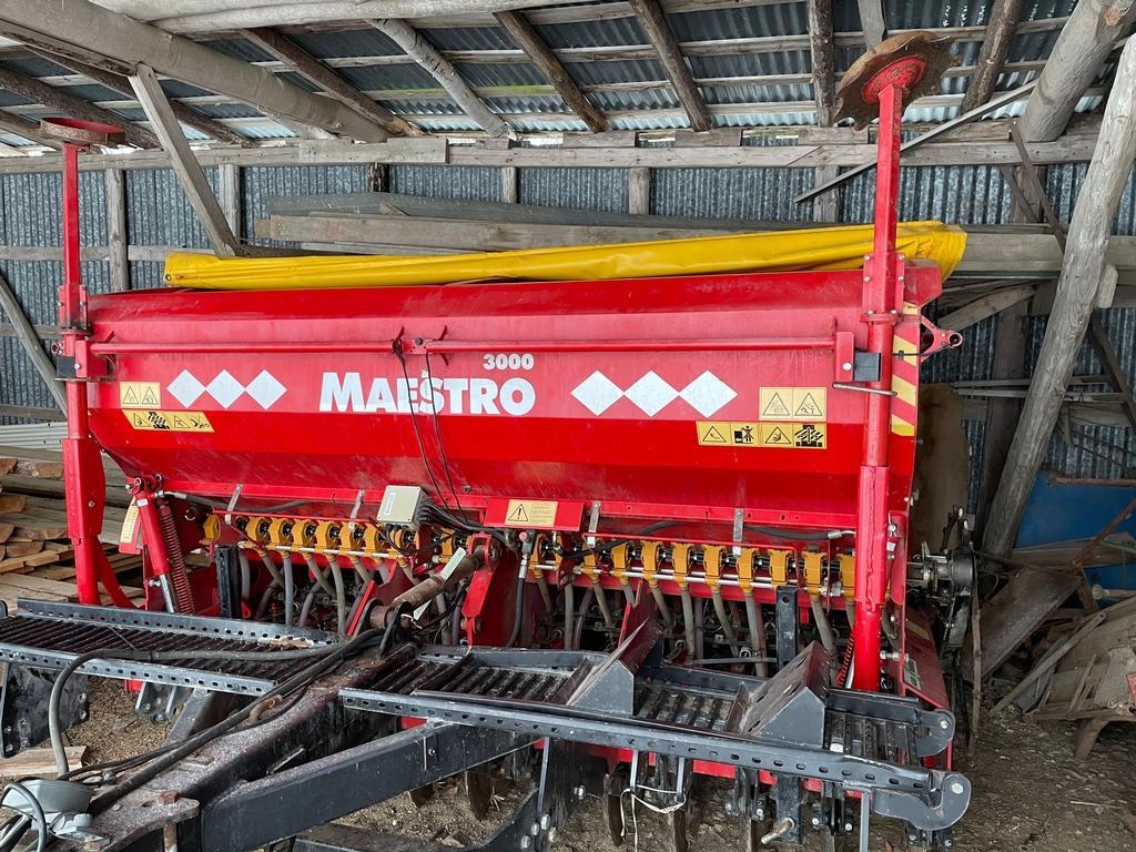 Semoir Junkkari MAESTRO 3000 — occasion
