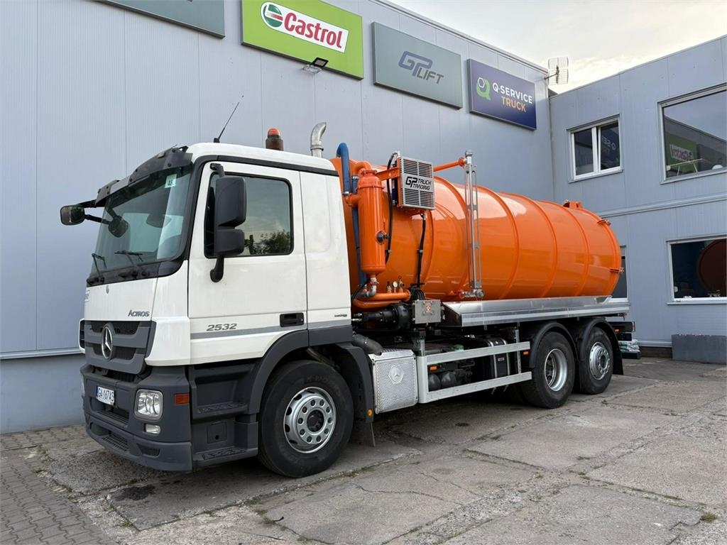 Mercedes-Benz Actros 2532