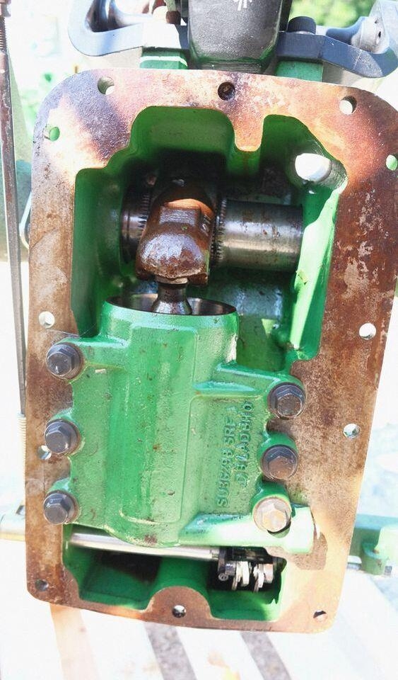 John Deere korpus podnośnika podnosnik tylny