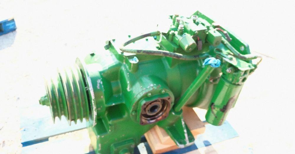 John Deere Przekladnia kątowa napędowa DE19203 kąbajn kosiark