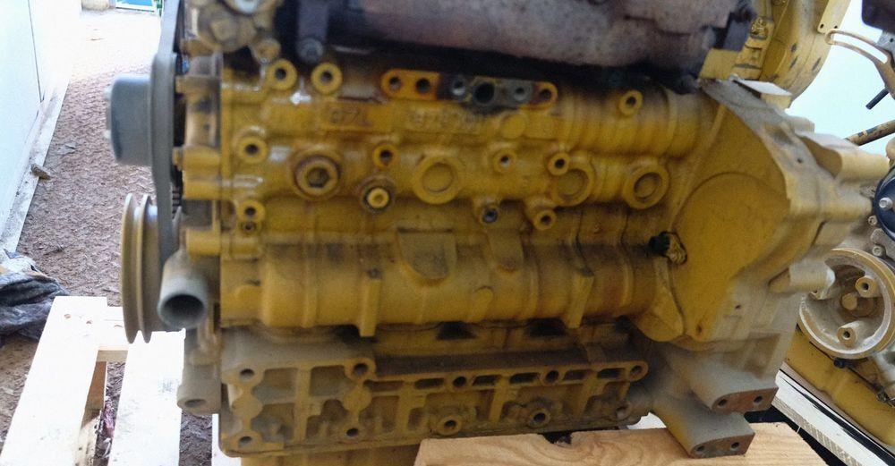 Moteur de camion Kubota Blok cat model V3307-CR_TE4B-CTP-2R cod sil 1J451 — occasion