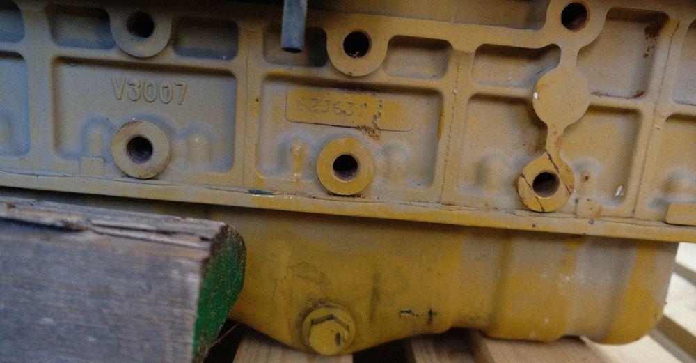 Moteur de camion Kubota Miska olejowa cat C3.3 model V3307-CR_TE4B-CTP-2R — occasion