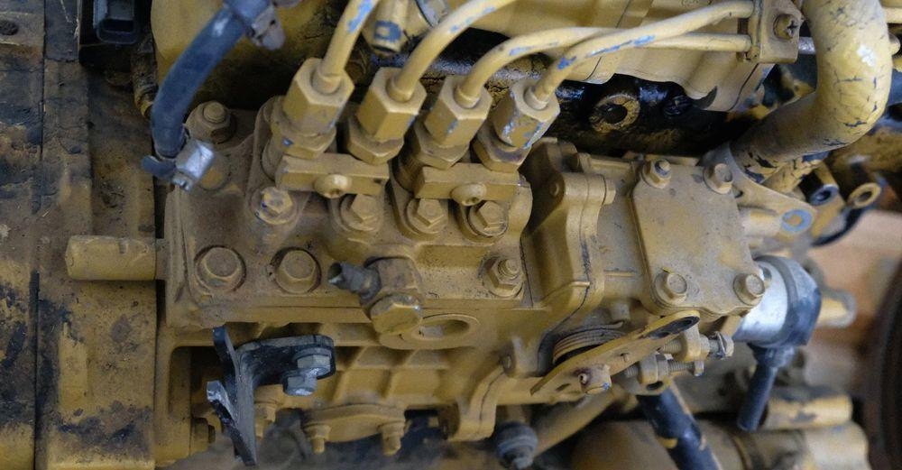 Kubota Pompa wtryskowa silnik caterpillar c3.3 B CDI-T-ET — occasion
