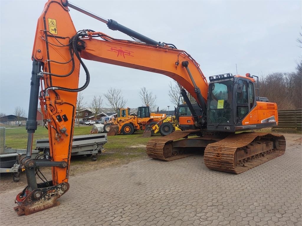 Doosan DX255LC-5