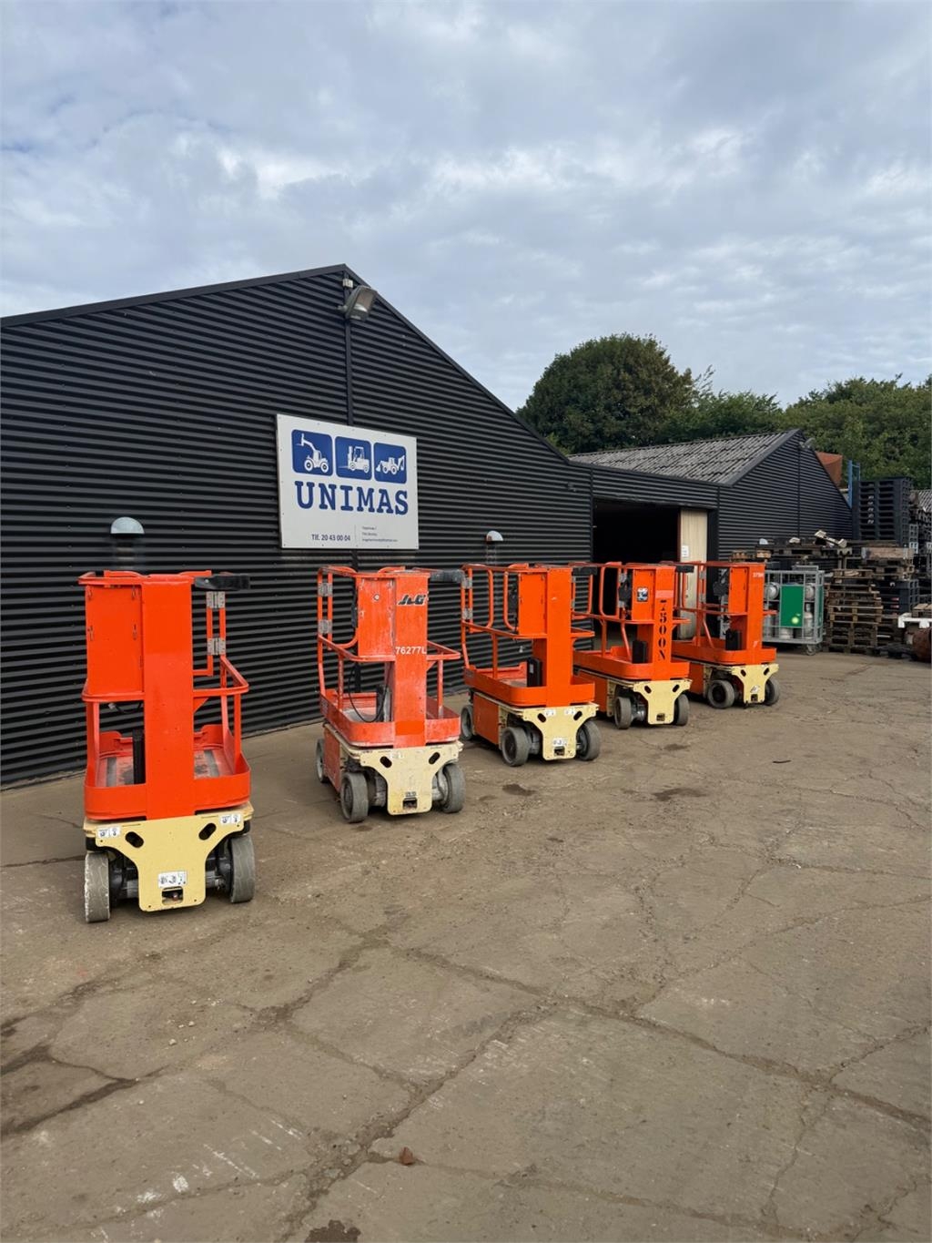 JLG ES1230