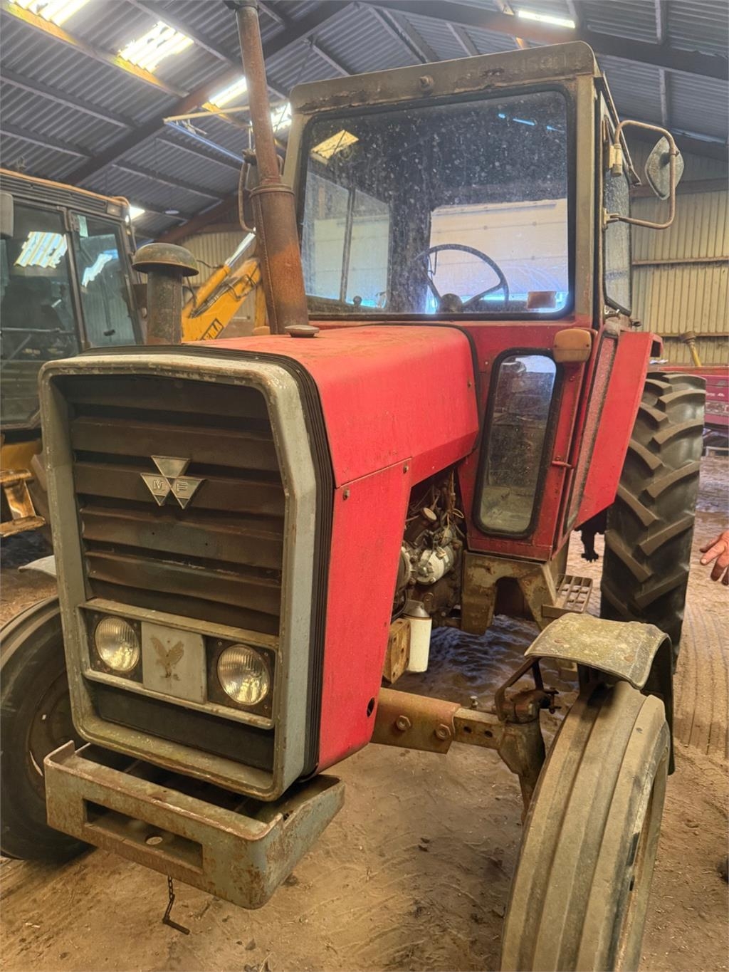 Massey Ferguson 590