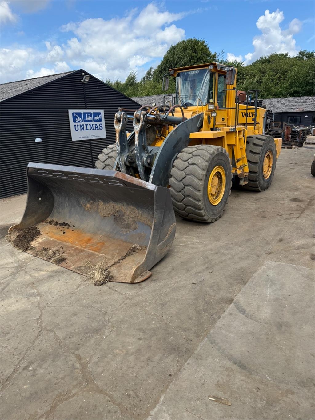 Volvo L330D