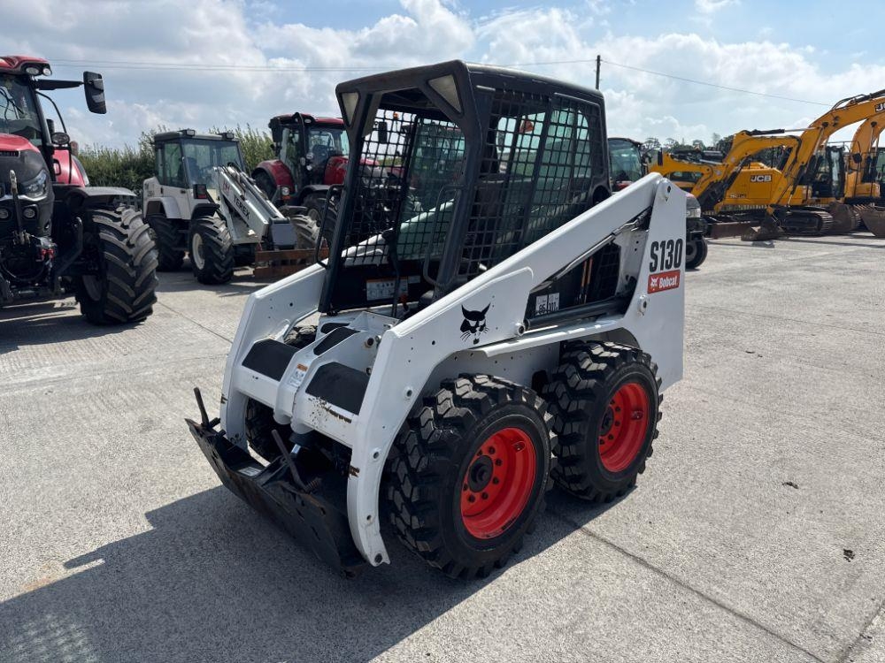 Chargeuse compacte Bobcat S130 — occasion 2010, 5 471 h