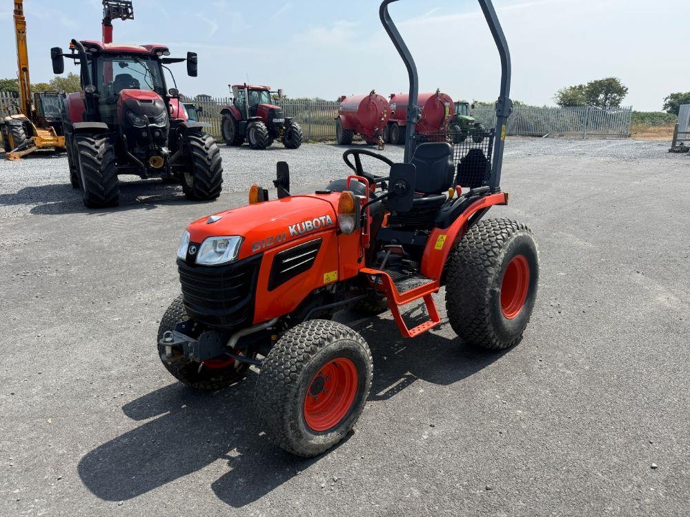 Kubota B1241