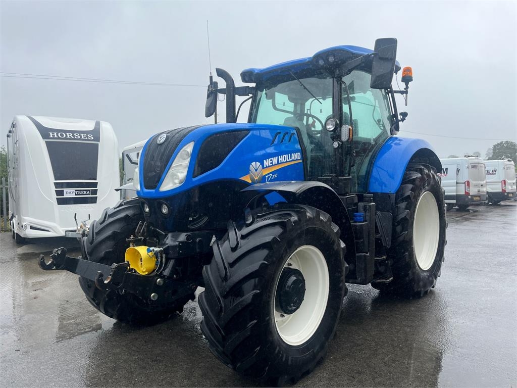 New Holland T7.210