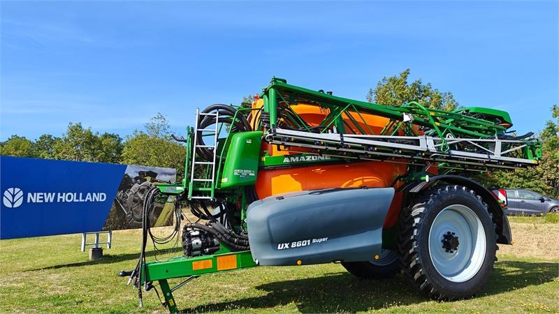 Pulvérisateur traîné Amazone UX 8601 Super — occasion 2026