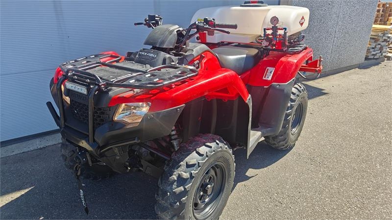 Honda TRX 420 FA6 INKLUSIV KUHN EVOLIS Q80 SPRØJTE, 4mtr