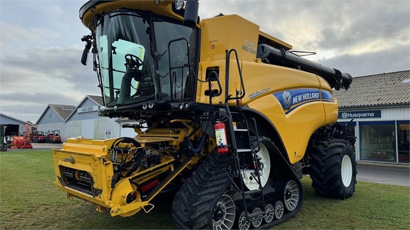 New Holland CR10.90