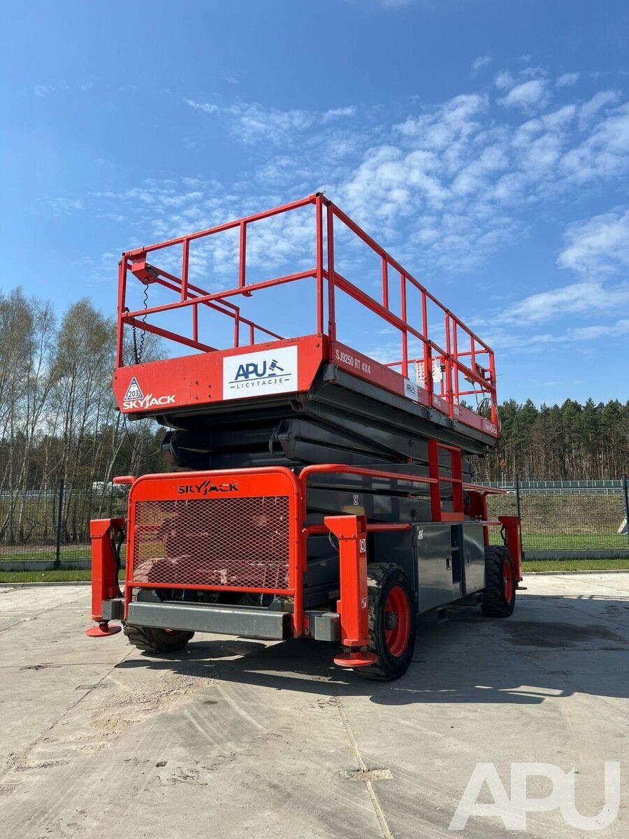 SkyJack SJ 9250