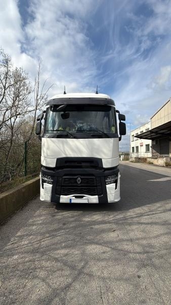Renault T-High