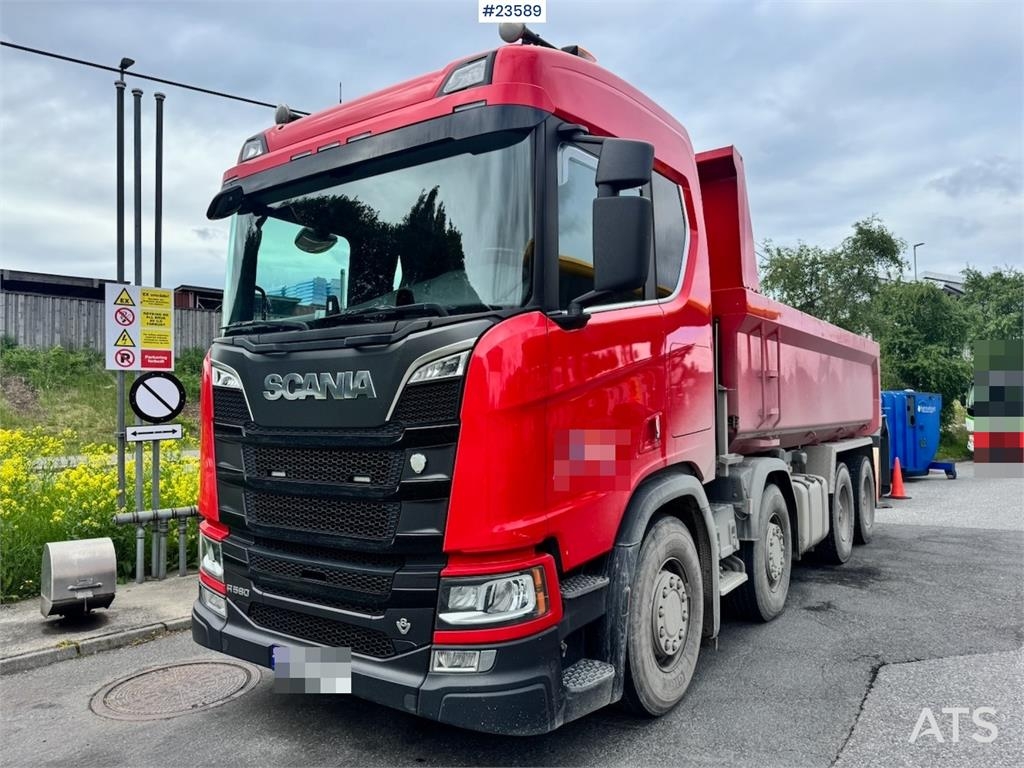 Scania R580 8x4 Tipper Truck – Only 250,000 km! WATCH VID