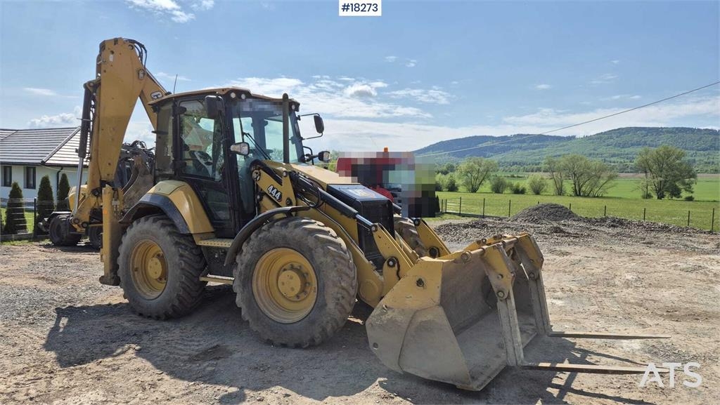 CAT 444
