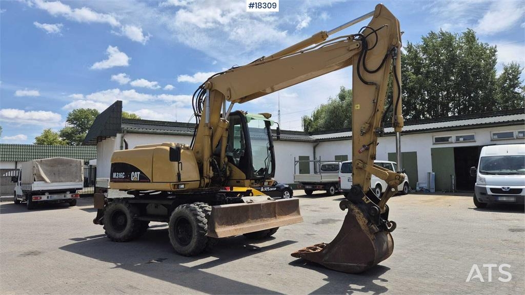 CAT M316C Wheel Excavator (2003)