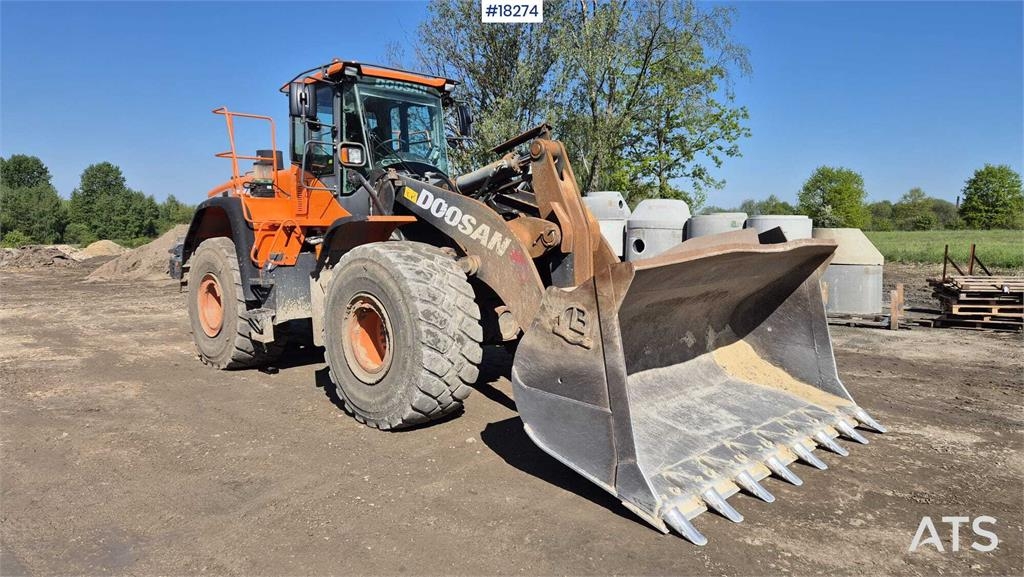 Doosan DL420-5K wheel loader