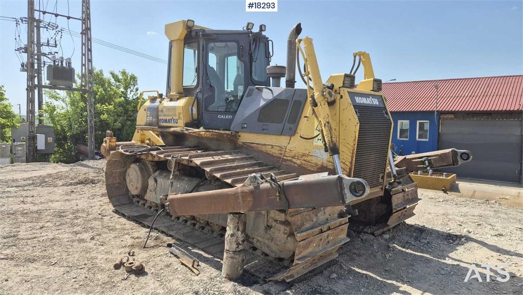 Komatsu D65PX-15
