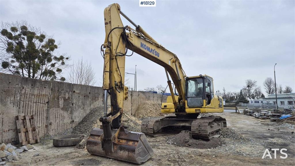 Komatsu PC240LC-8