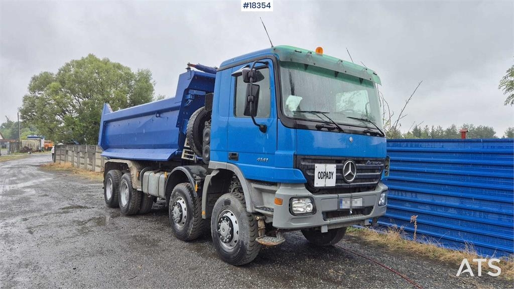 Mercedes-Benz ACTROS 4141 (2005) 8x8 four-axle tipper