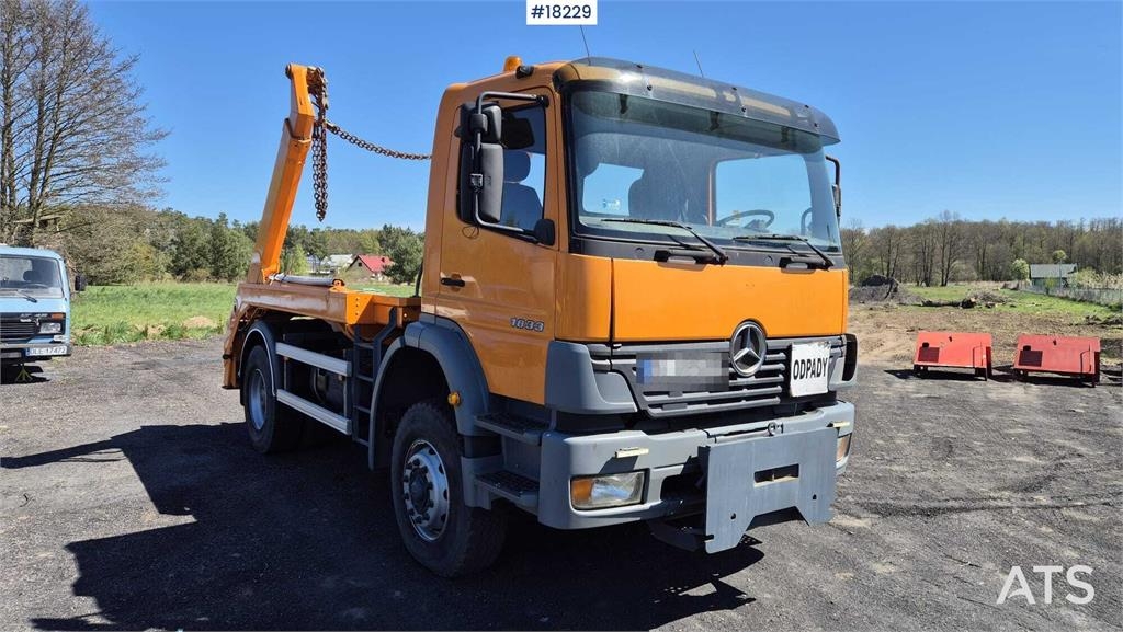 Mercedes-Benz Axor 1833