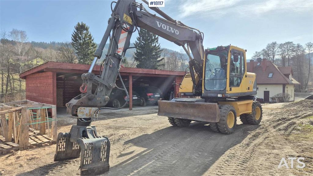 Volvo EW 140 B wheeled excavator