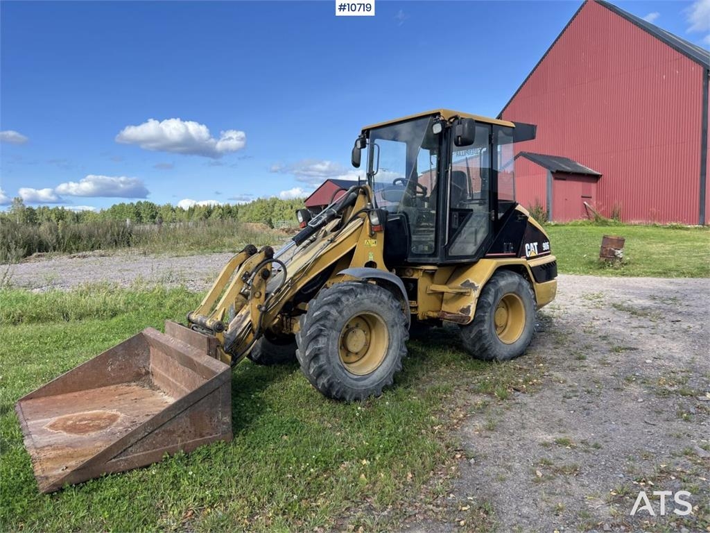CAT 906 Wheel Loader with Attachments