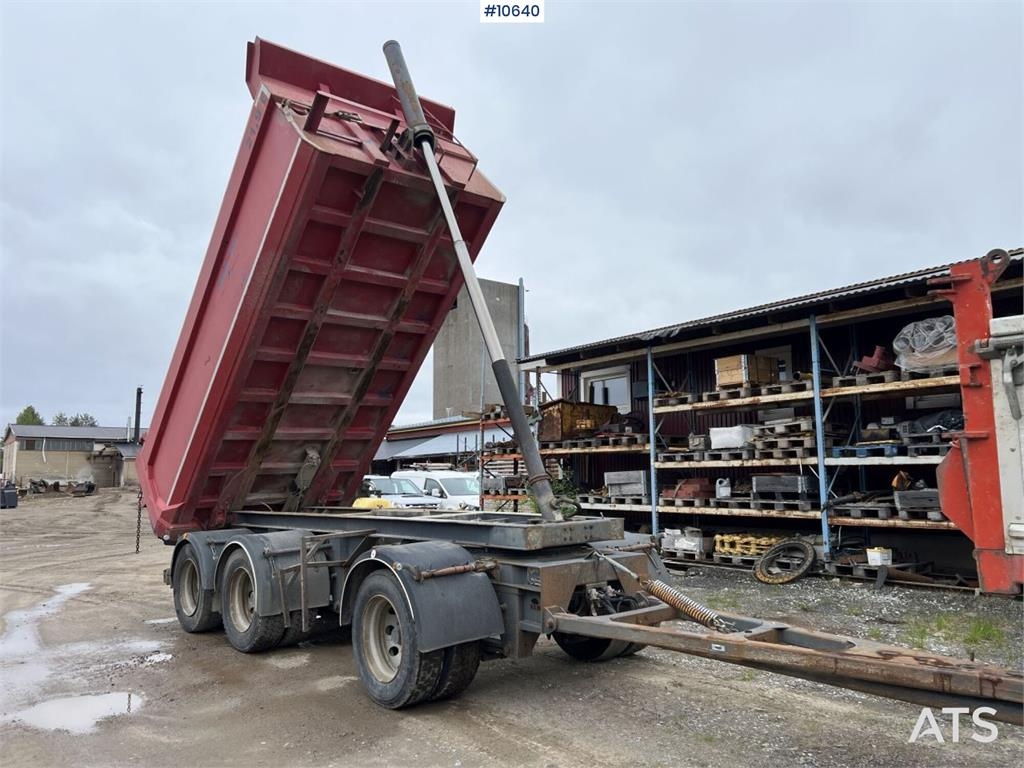 Elbo 3-AXLE DUMPER TRAILER