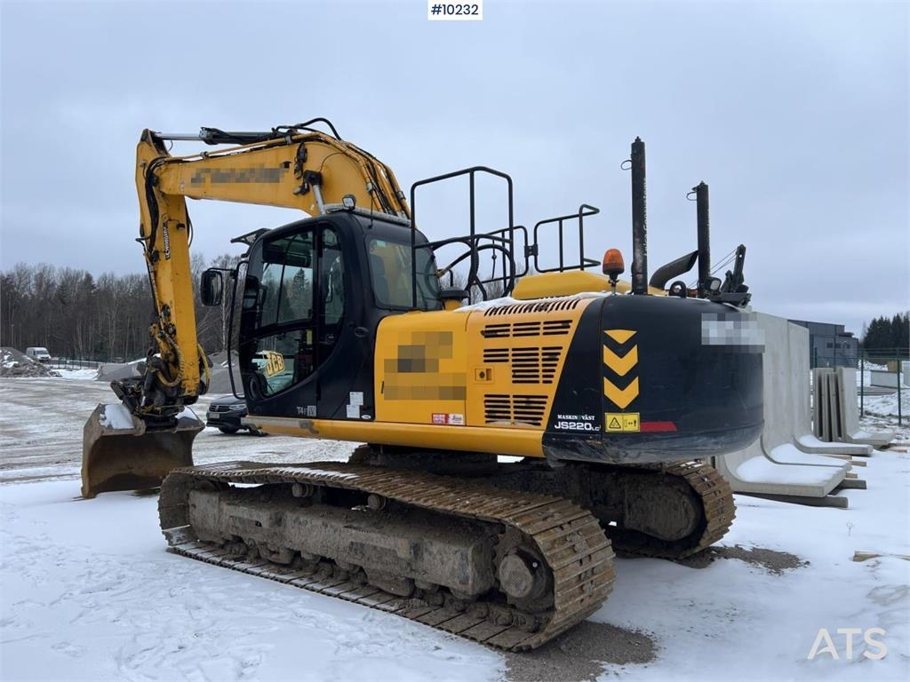 JCB JS 220 LC
