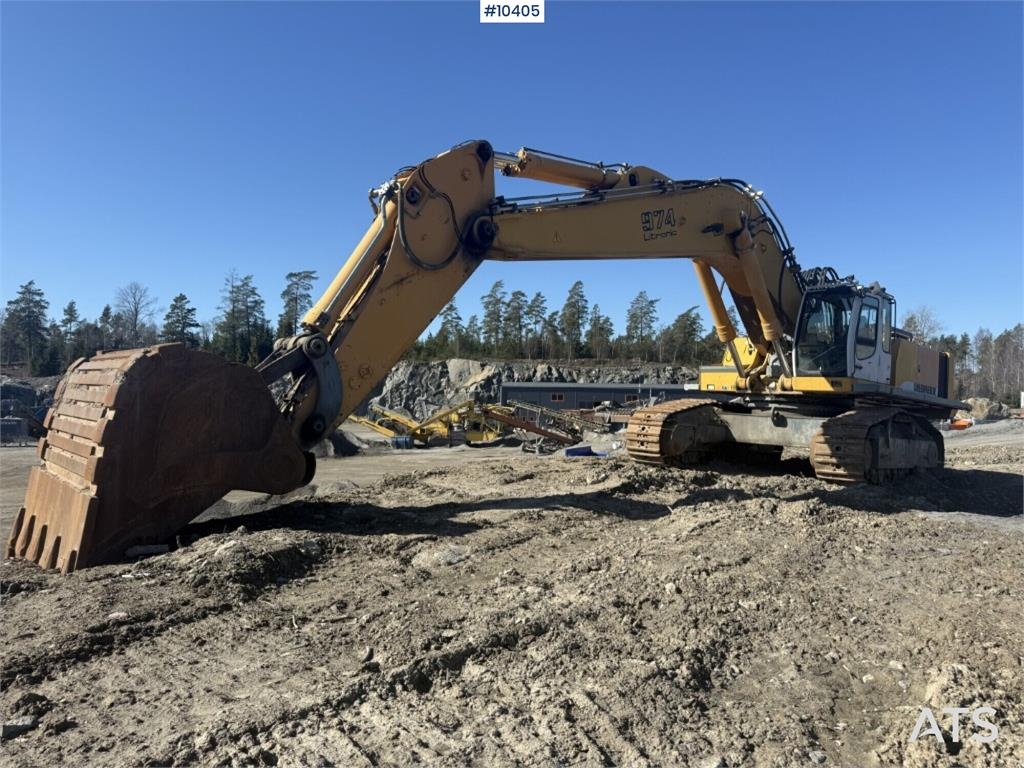 Liebherr R974 B HD-SL Track Excavator