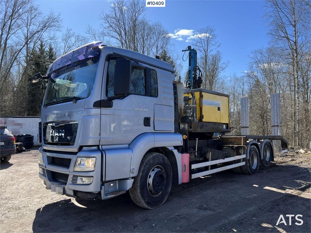 MAN TGS 28.480 Truck with Atlas Copco compressor