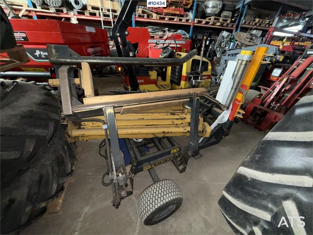 Tanco Mini Wrap 404 Small Ball Baling Press