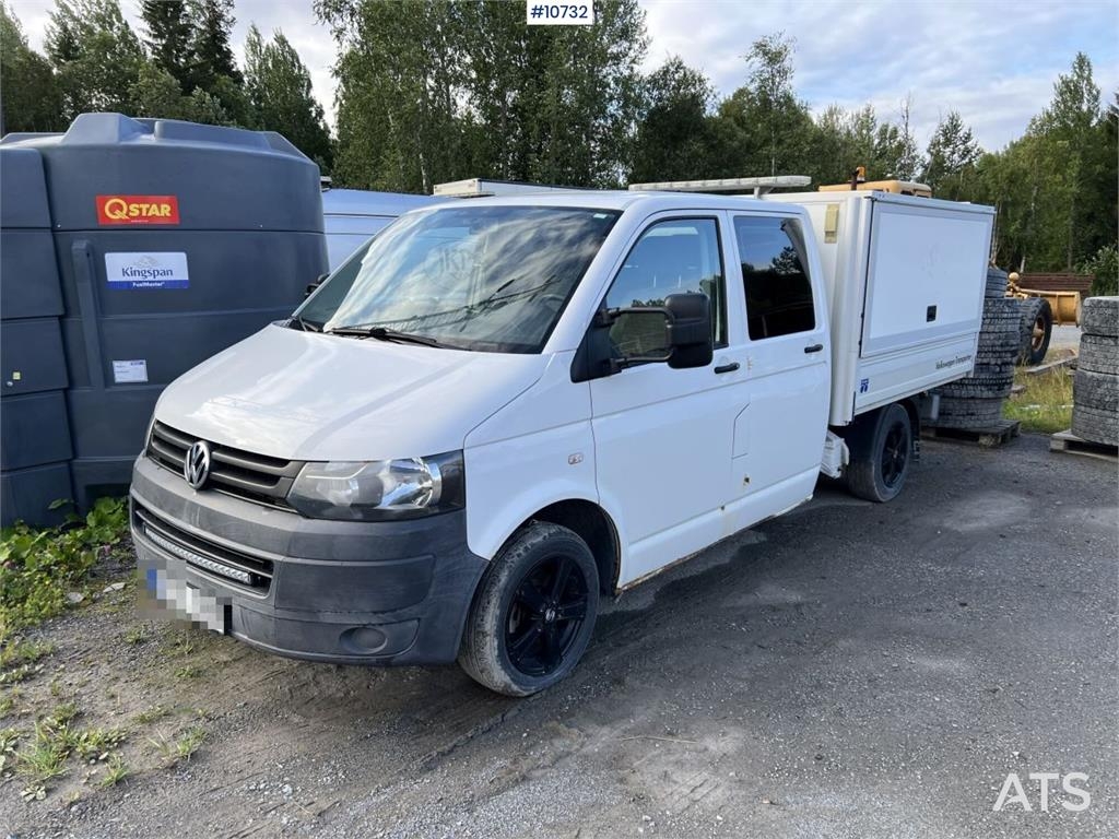 Volkswagen Transporter with box